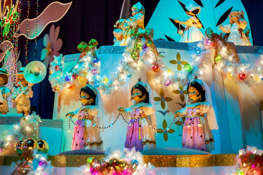 its a small world Holiday