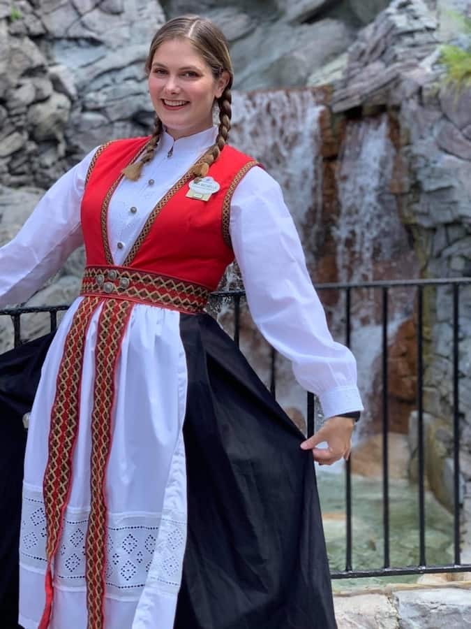 Lisa Michelle Sigbjornsen representing Norway as a Cultural Representative in EPCOT