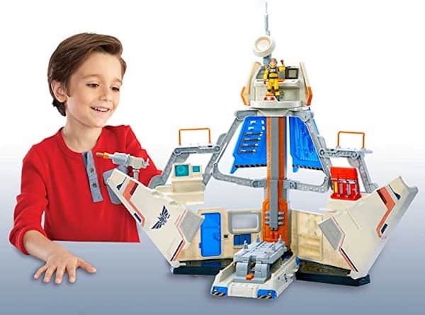 "Lightyear" Ultimate Star Command Base Interactive Playset