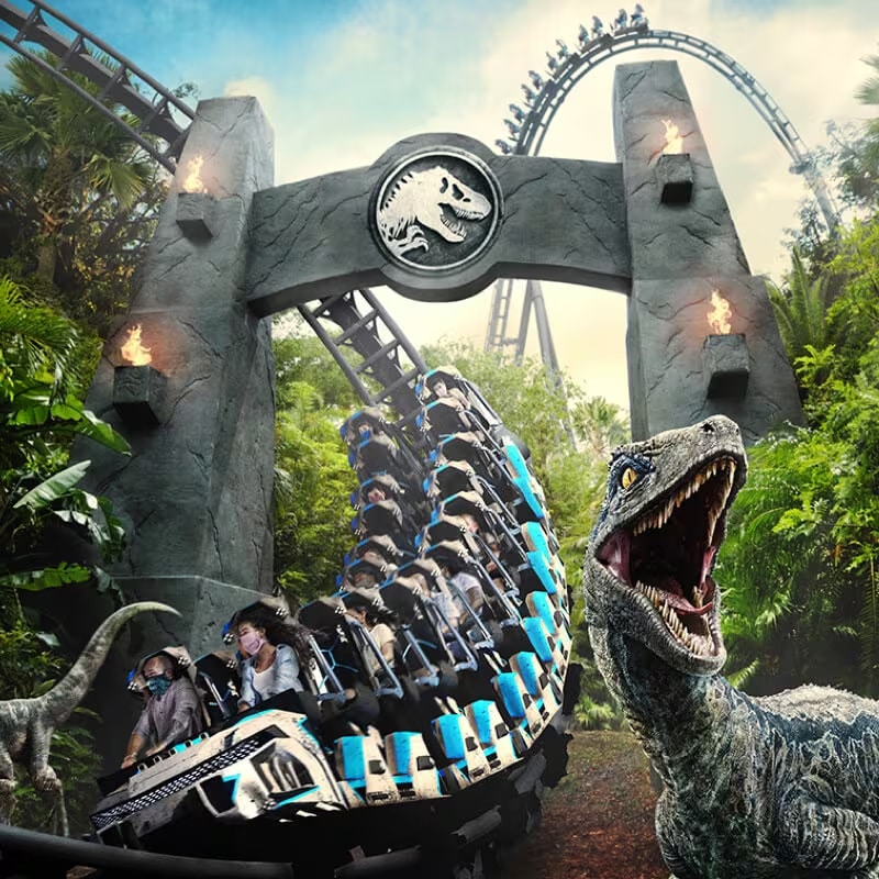 Universal Orlando Resort And Universal Studios Hollywood Celebrate The