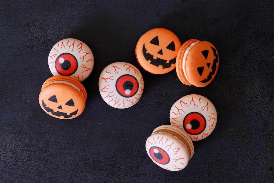 Pumpkin Spiced Jack-O-Lantern Macaron: Jack-O-Lantern macaron with pumpkin spiced ganache Kayla’s Cake in, Downtown Disney District (Available Sept. 1 through Oct. 31)