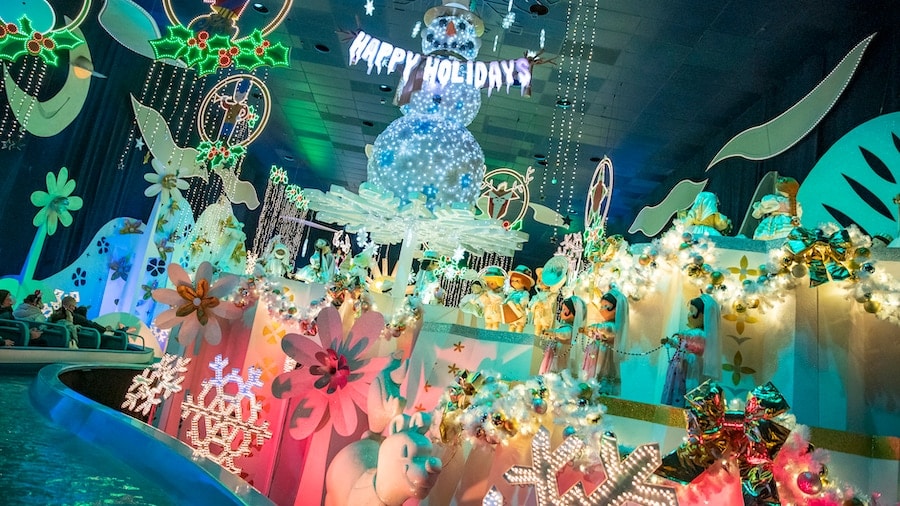 “it’s a small world” Holiday