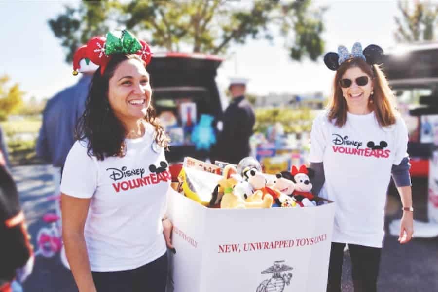 Disney VoluntEARS at an Disney Ultimate Toy Drive event