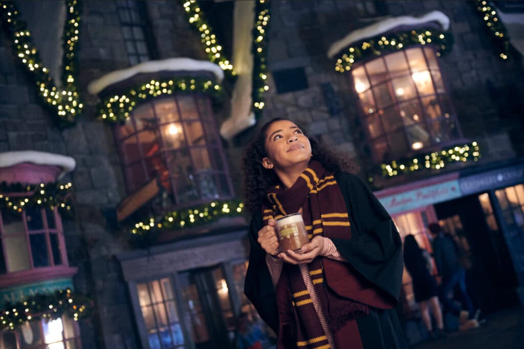 Universal Studios Hollywood Offers Top Holiday Gift-Giving Favorites from SUPER NINTENDO WORLD to “The Wizarding World of Harry Potter,” Along With the Must-Have Annual Pass as the Countdown to the Holidays Begins Universal Studios Hollywood Offers Top Holiday Gift-Giving Favorites from SUPER NINTENDO WORLD to “The Wizarding World of Harry Potter,” Along With the Must-Have Annual Pass as the Countdown to the Holidays Begins