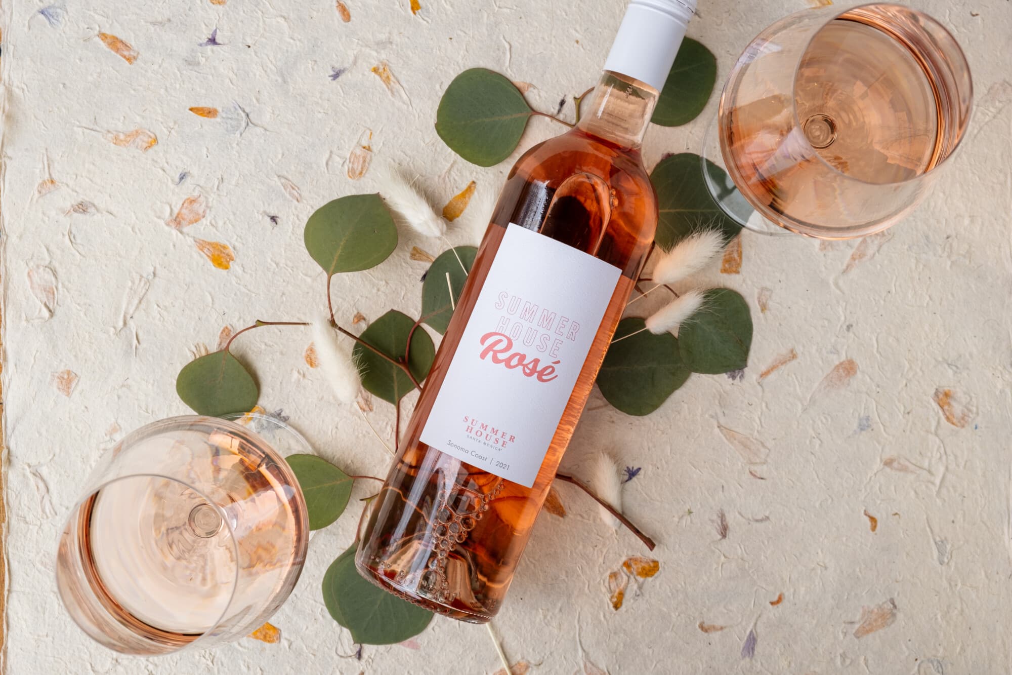 Insta-worthy Rosé Cart and Summery Sips