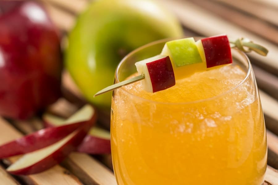 Szarlotka (Apple Pie) Cocktail from EPCOT International Food & Wine Festival recipe