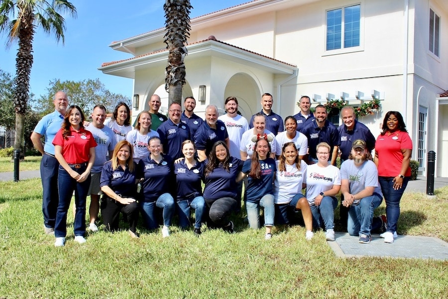 Group of Disney Salute VoluntEARS