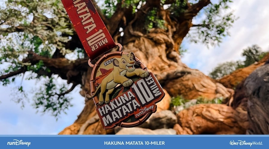 Hakuna Matata 10 Miler finisher medal for the 2024 runDisney Springtime Surprise Weekend
