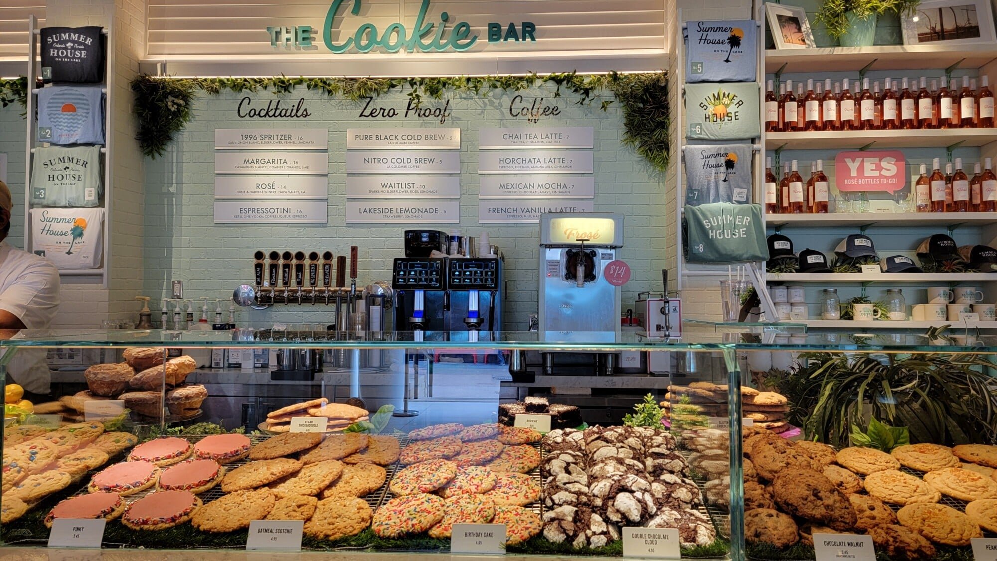 New Cookie Bar at Summer House on the Lake Review 