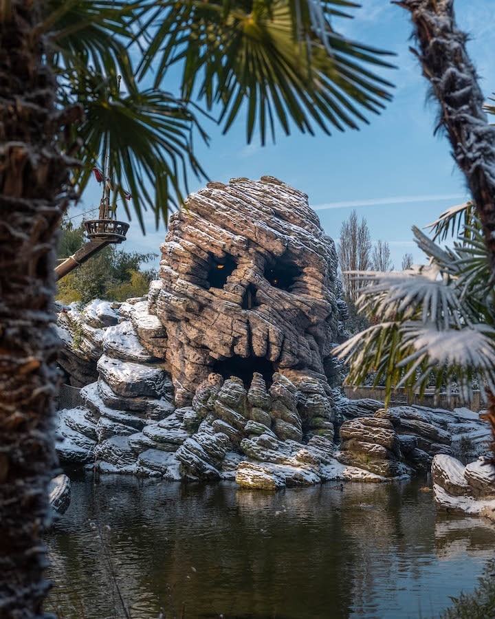 Snow at Disneyland Paris