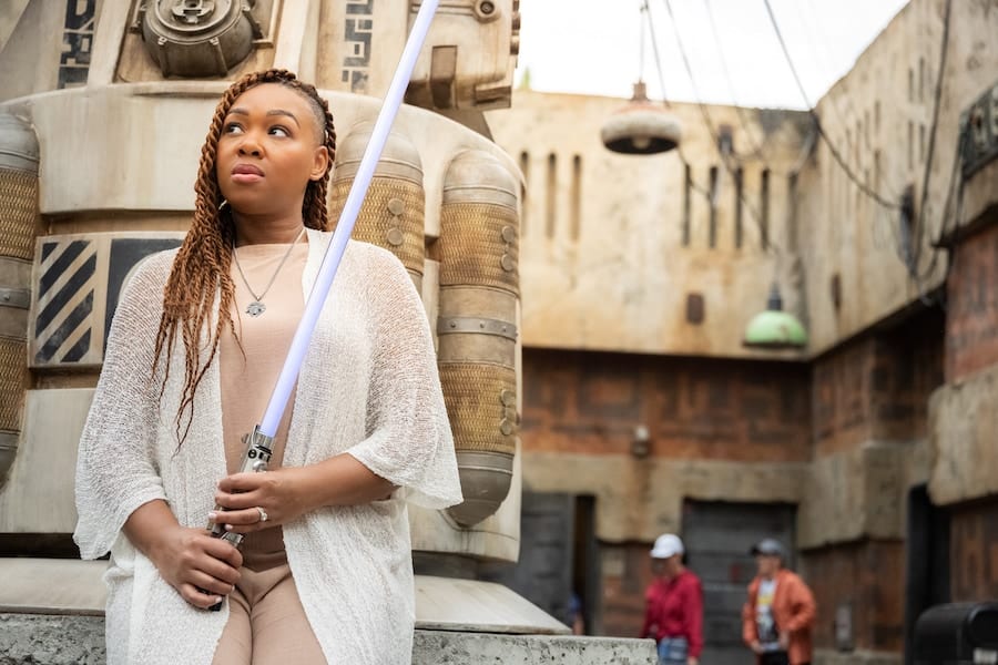 Disney PhotoPass Photoshoot at Walt Disney World Batuu