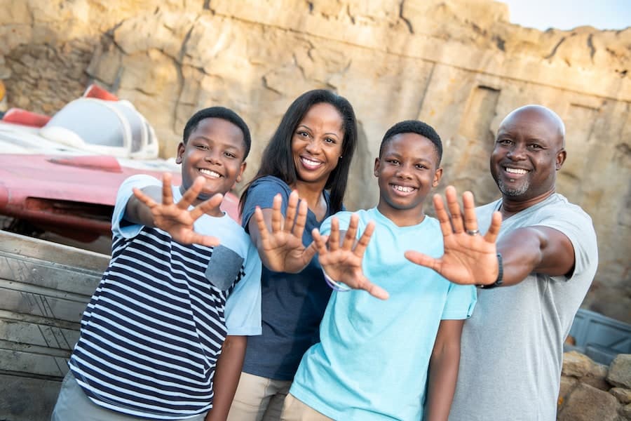 Disney PhotoPass Photoshoot at Walt Disney World Batuu