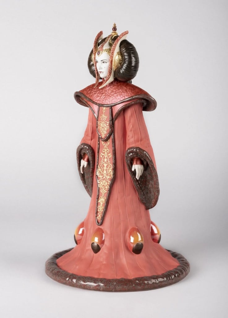 Queen Amidala™ in the Throne Room porcelain figure