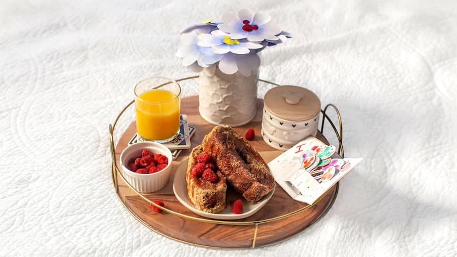 DIY Disney Mothers Day Craft Ideas tray for mom with Mickey Mouse flowers and toast