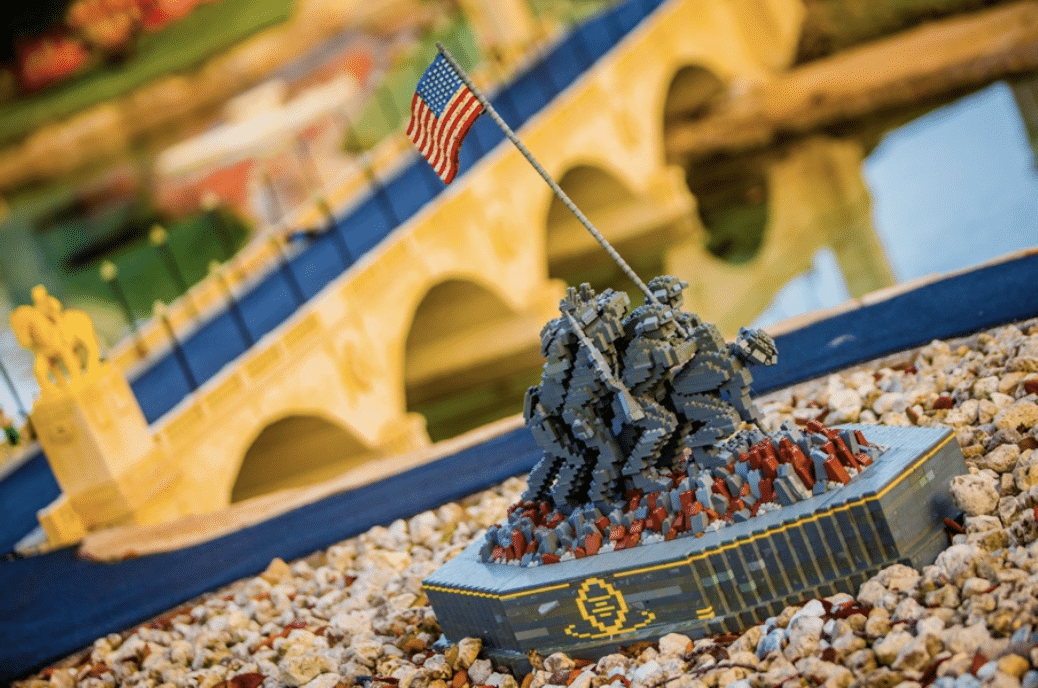 LEGOLAND Frontline Heroes | The Main Street Mouse