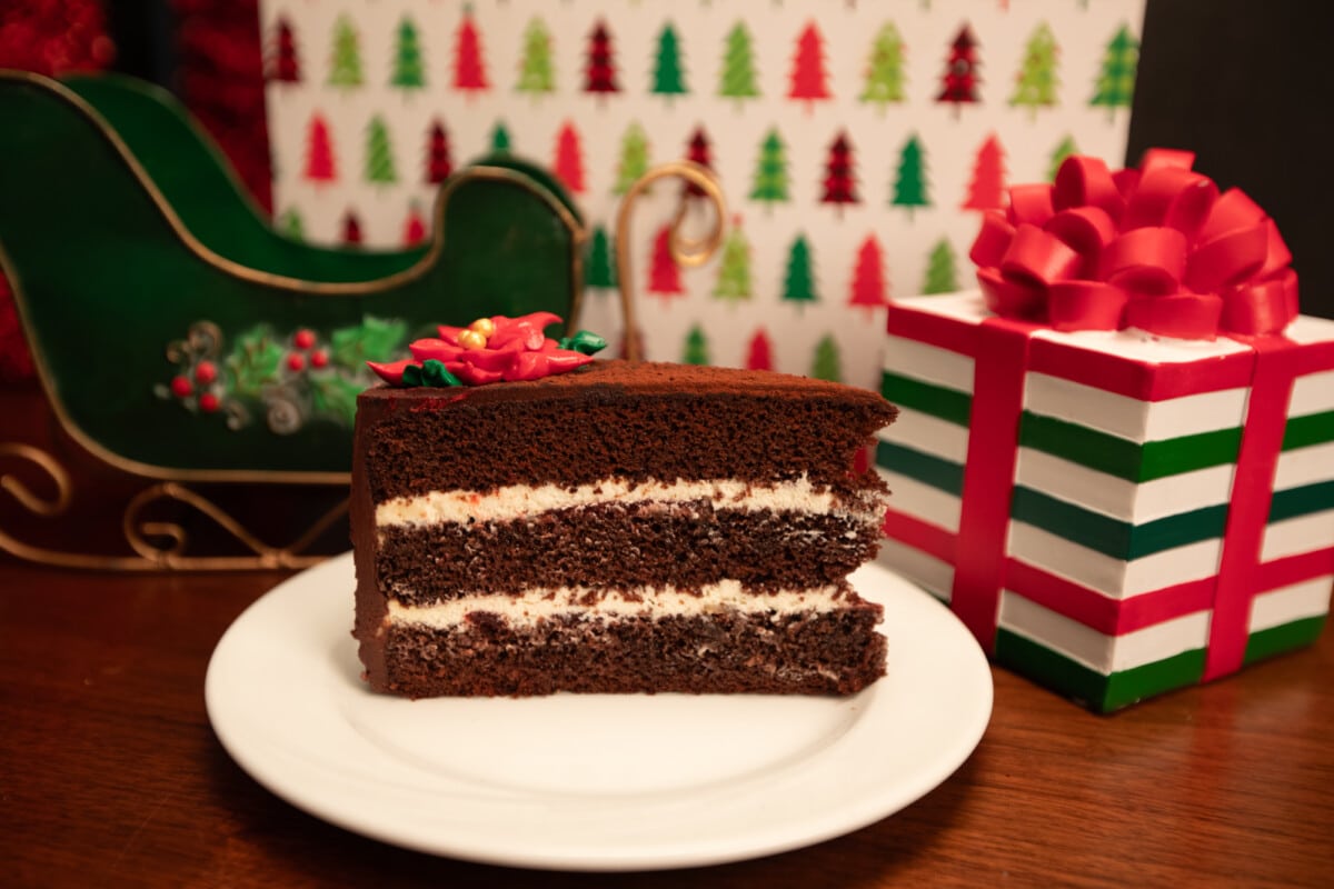 03 Chocolate Poinsettia Cake