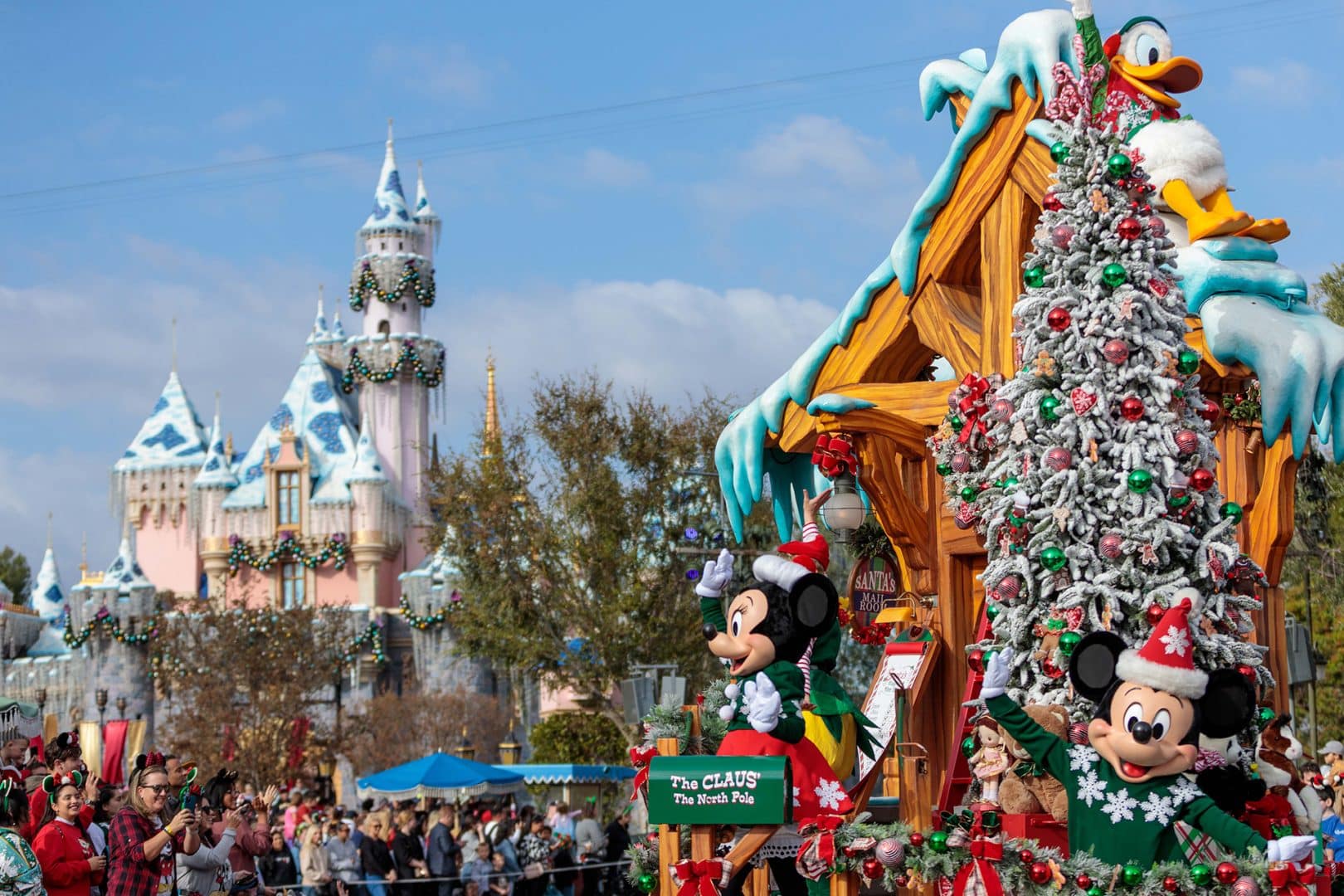 A Christmas Fantasy Parade at Disneyland Park