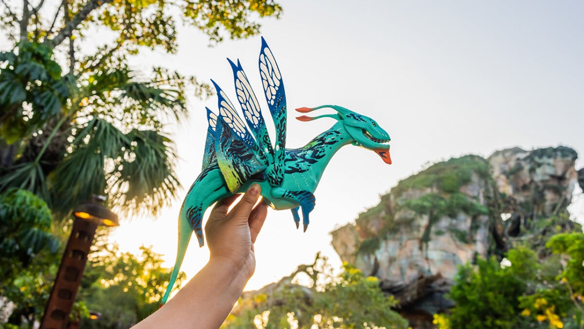 2024 wdw dak pandora banshe 320 merch header