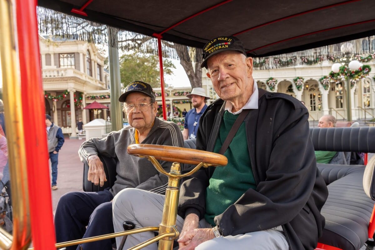 World War Ii Veteran Celebrates 100th Birthday at Walt Disney World