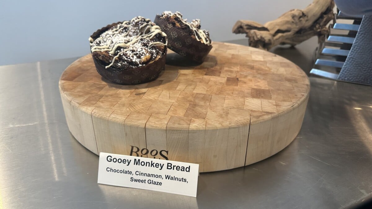 Gooey Monkey Bread | The Main Street Mouse Gooey Monkey Bread