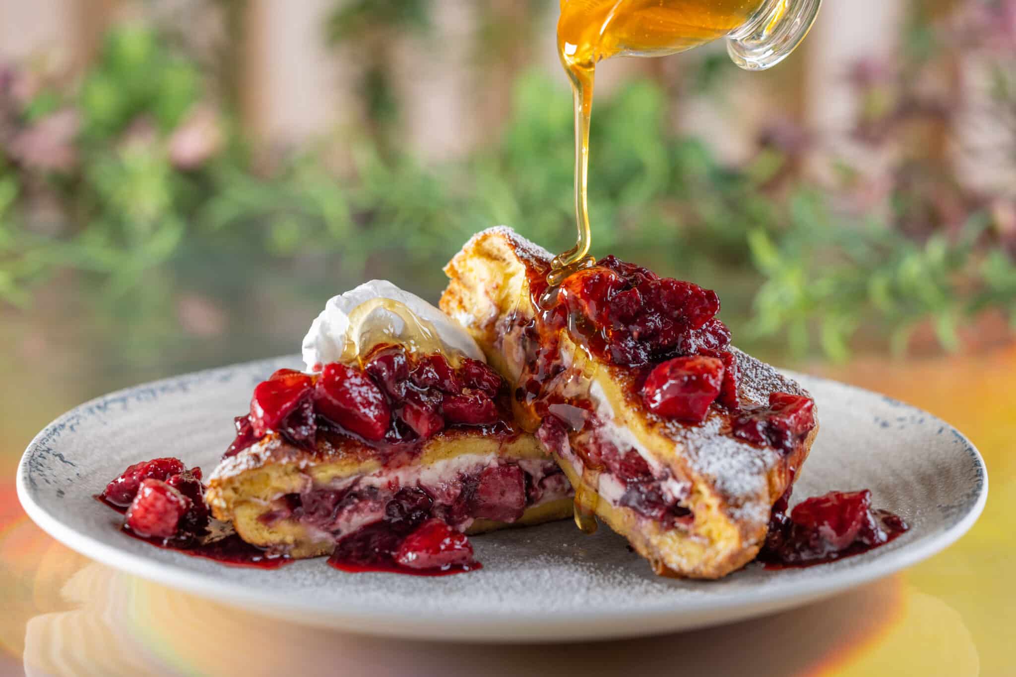 04 universal Terra Luna Resort Stuffed French Toast