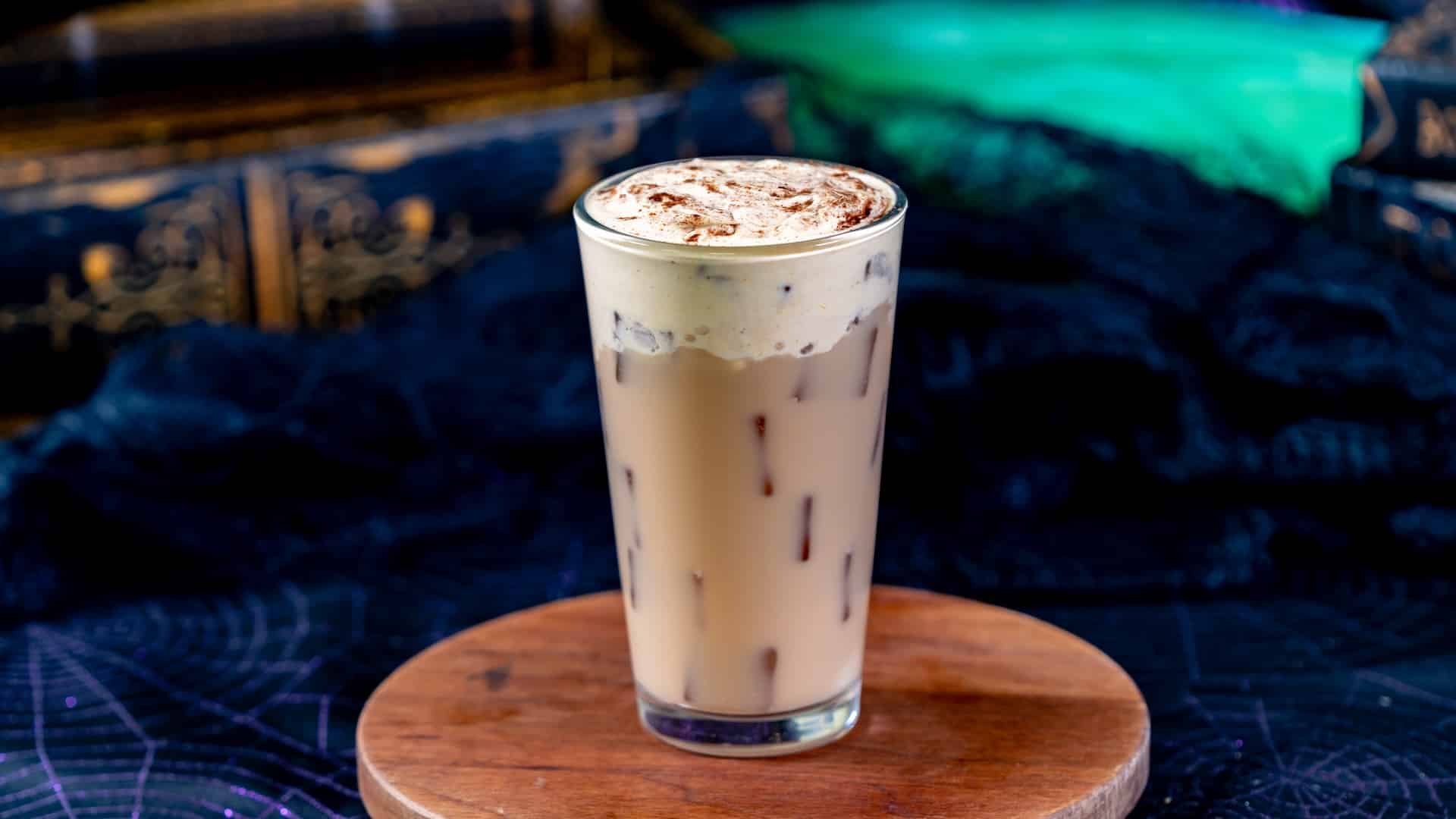 2025DLRHalloweenFoodieGuidePumpkinChai1 | The Main Street Mouse 2025 dlr halloween foodie guide pumpkin chai 1