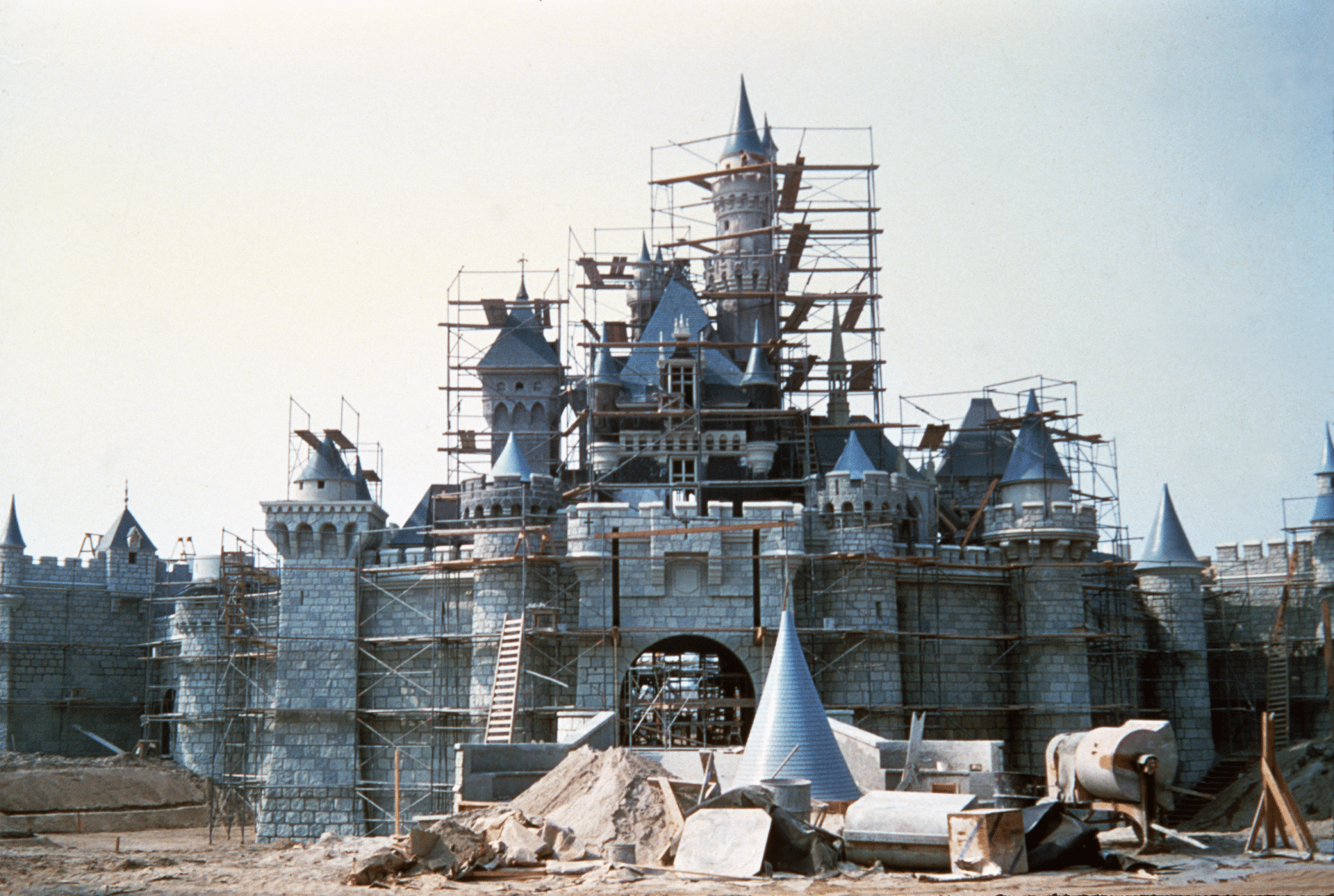 Sleeping-Beauty-Castle-at-Disneyland