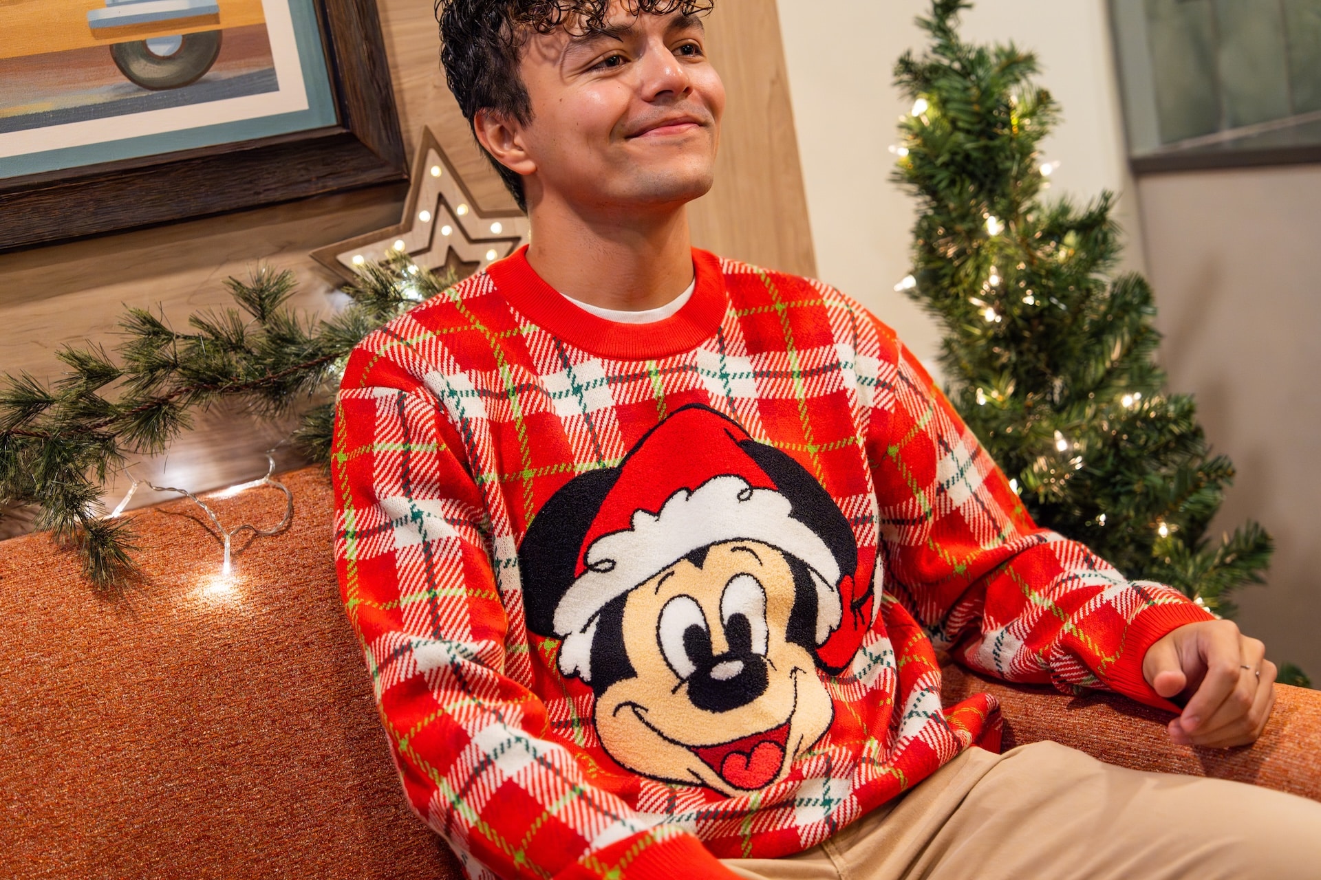 2025DCPHolidayMerchPreviewSweater | The Main Street Mouse 2025 dcp holiday merch preview sweater