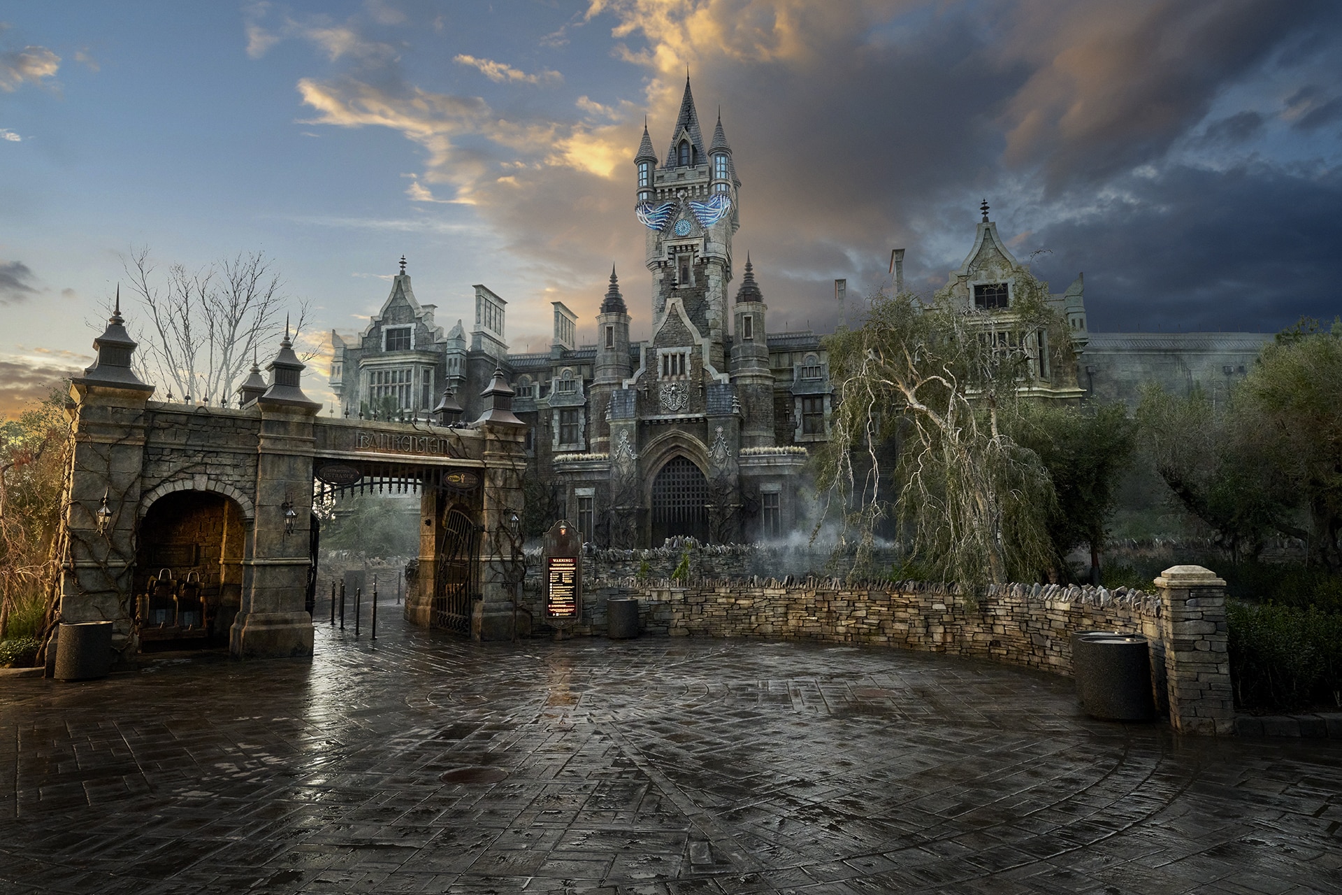 Monsters Unchained The Frankenstein Experiment Best Dark Ride1 | The Main Street Mouse Monsters Unchained the Frankenstein Experiment Best Dark Ride 1