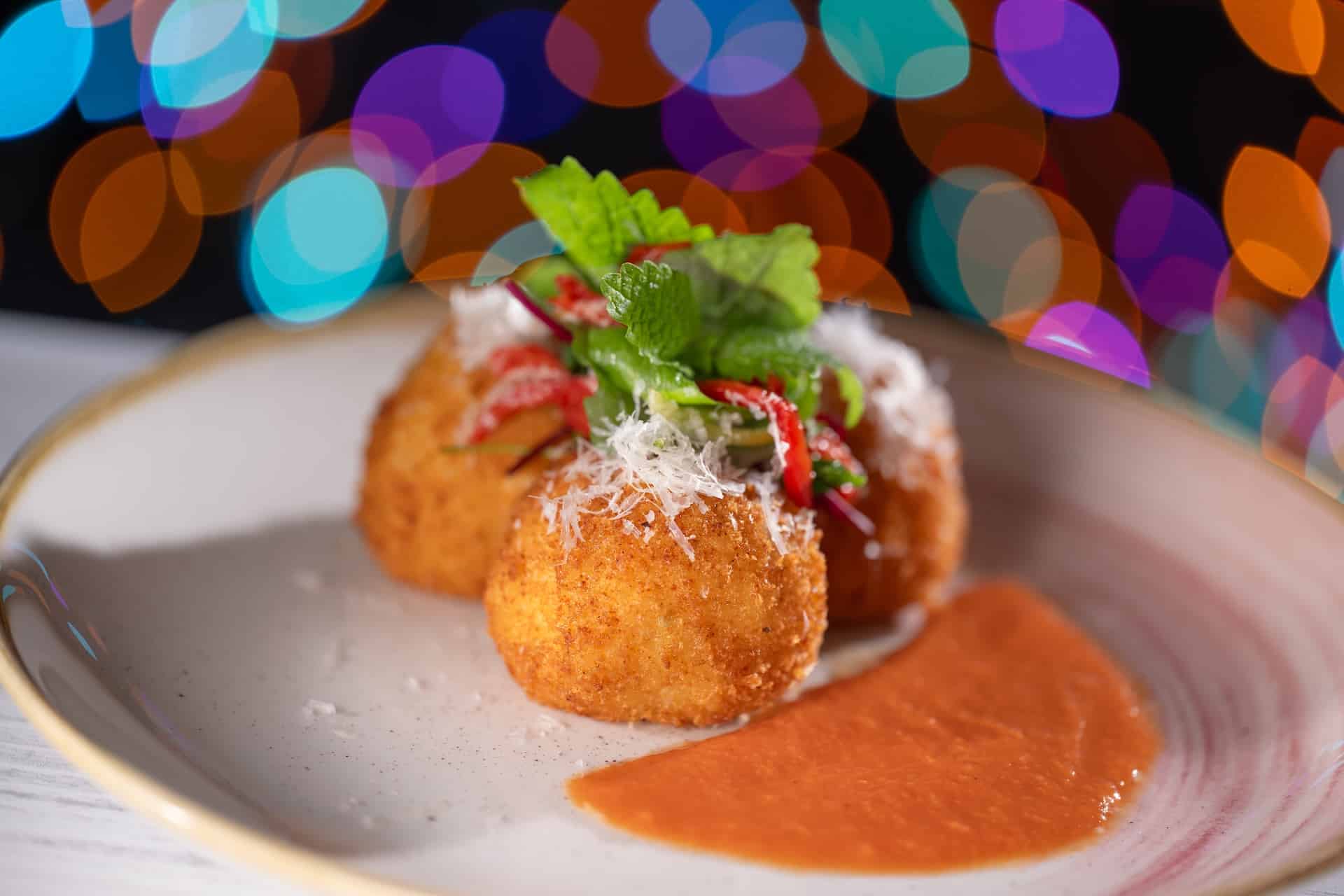 2025WDWDJNFoodieGuideArancini | The Main Street Mouse 2025 wdw djn foodie guide arancini