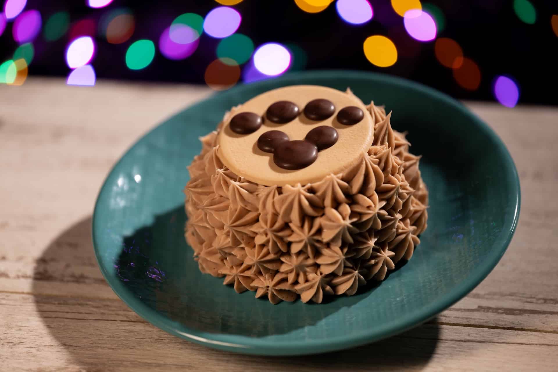 2025WDWDJNFoodieGuideBrownie | The Main Street Mouse 2025 wdw djn foodie guide brownie