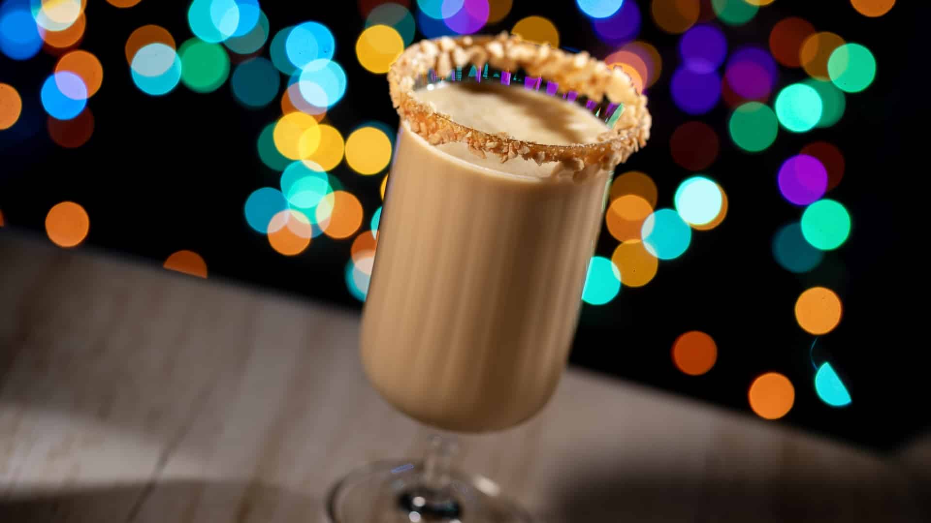 2025WDWDJNFoodieGuideStroopwafelCoffee | The Main Street Mouse 2025 wdw djn foodie guide stroopwafel coffee