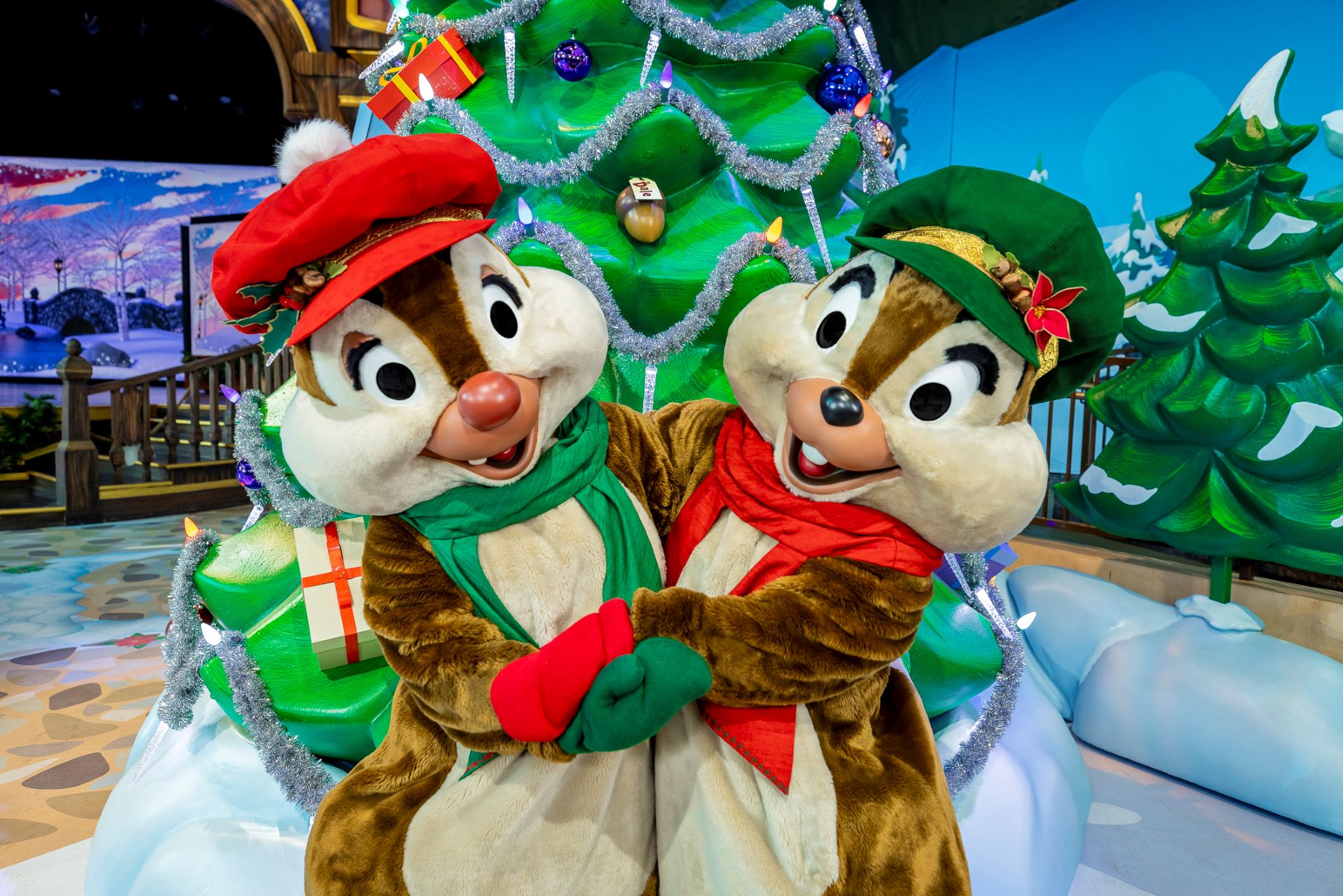 Chip-N-Dale-at-Holiday-Fun-with-Santa-and-Friends-at-Disneyland