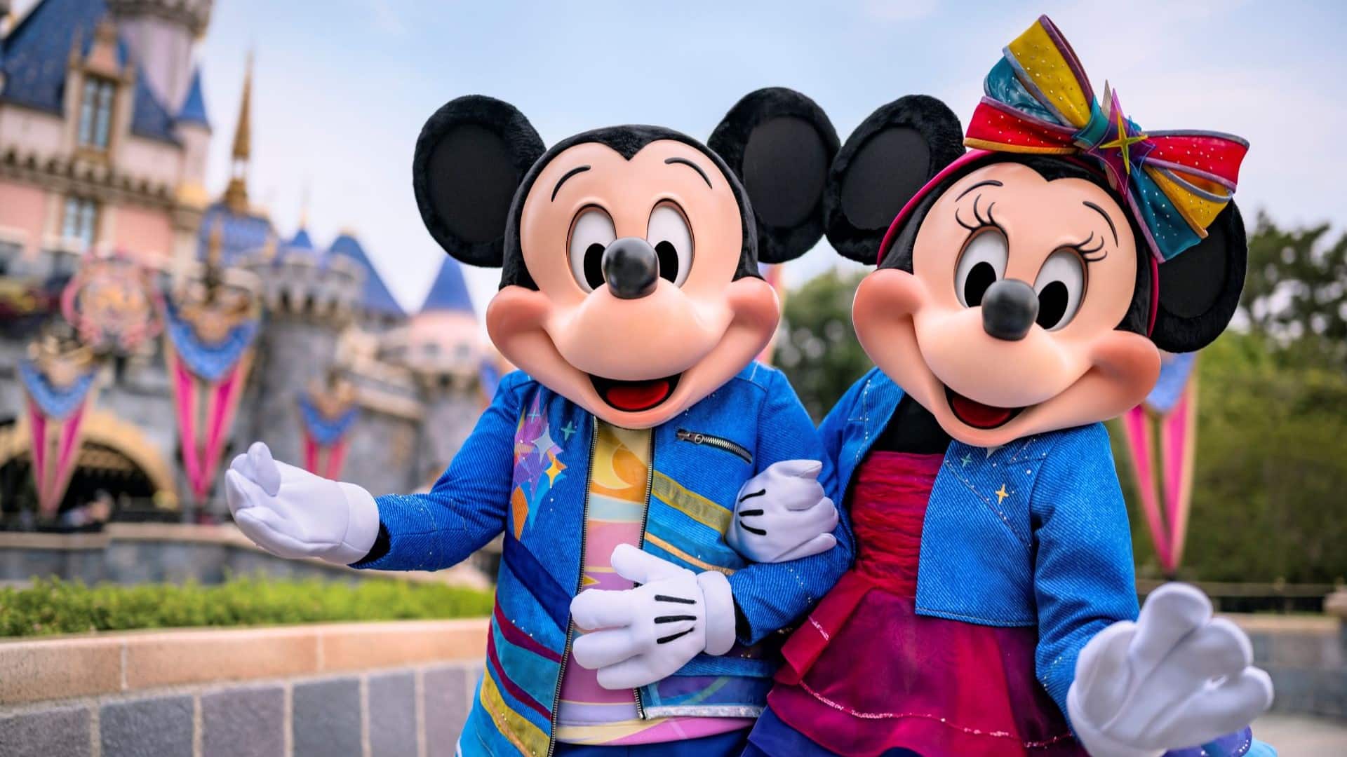 California Residents 2026 Disneyland 3 day Park Hopper Ticket Offer