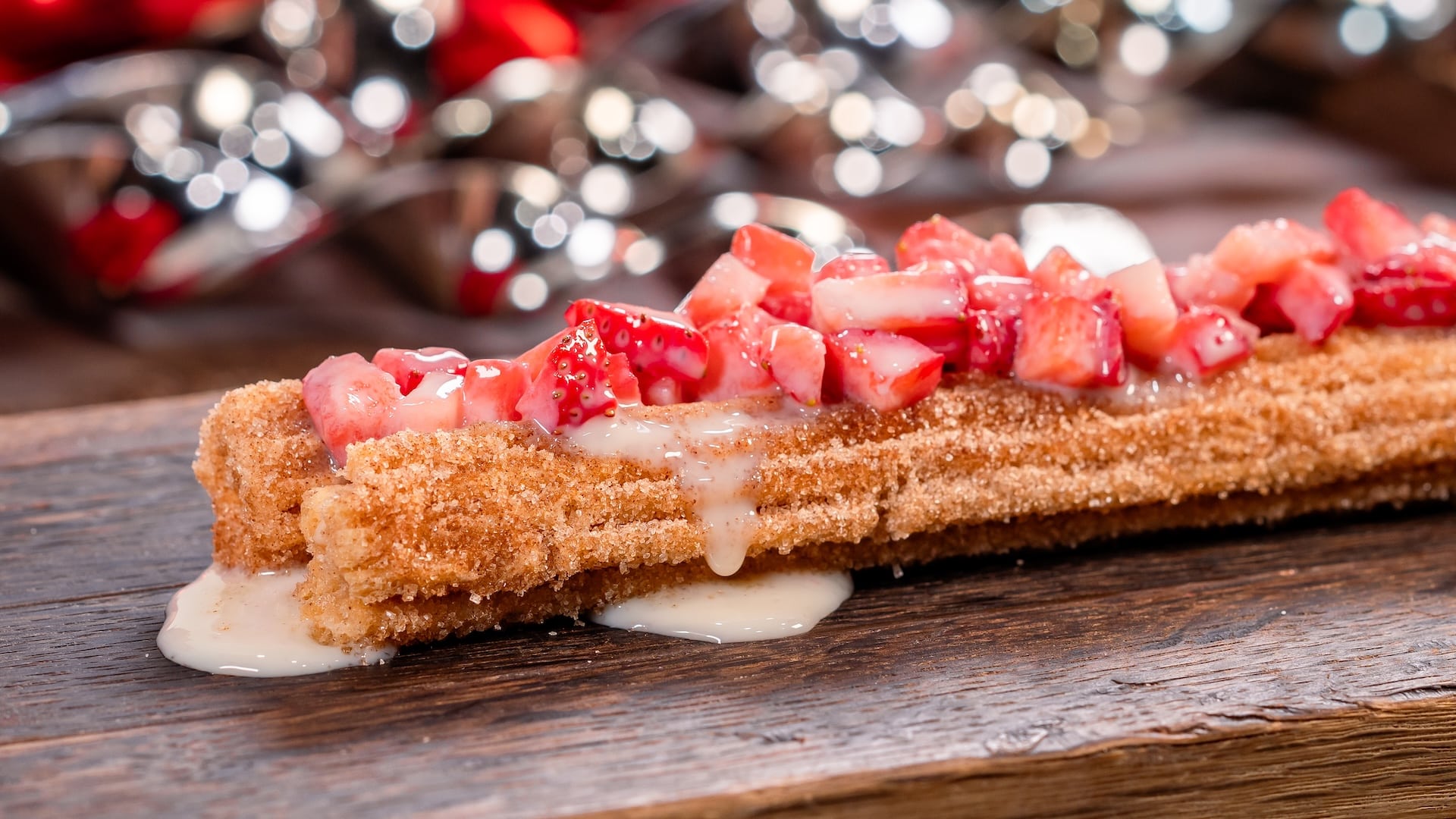 2025DLRFOHFoodieGuideCremaChurro | The Main Street Mouse 2025 dlr foh foodie guide crema churro