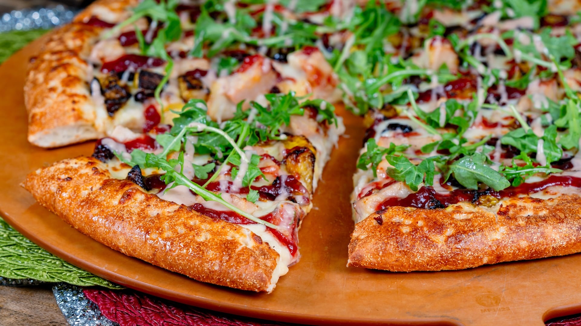 2025DLRFOHFoodieGuideHolidayPizza | The Main Street Mouse 2025 dlr foh foodie guide holiday pizza