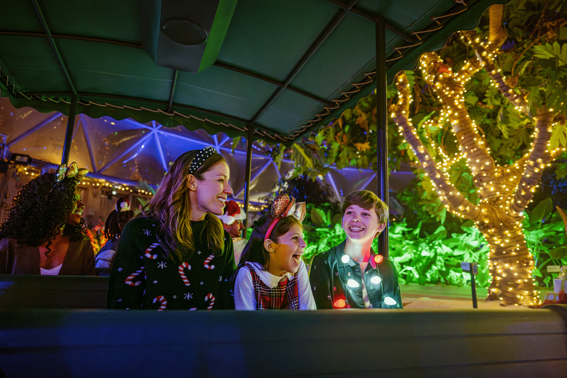 2025 epcot festival of holidays glimmering greenhouses 2