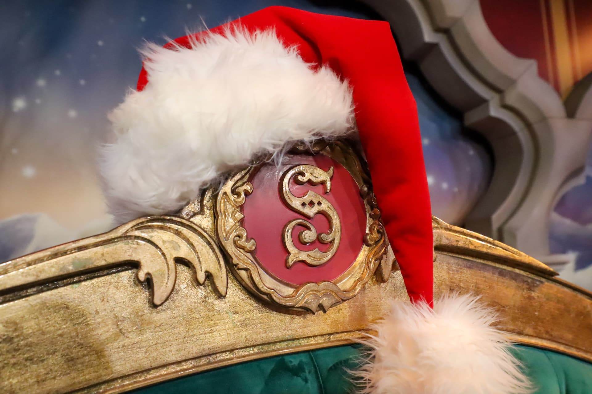 Your Guide to Meeting Santa at Disney World for the Holidays