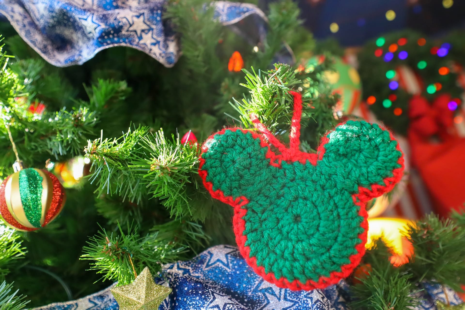 2025SantaatDisneyWorldMK2 | The Main Street Mouse 2025 santa at disney world mk 2