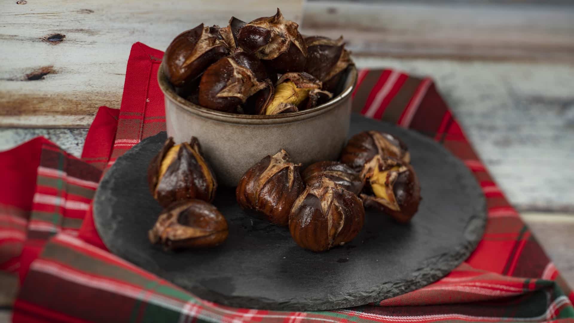 2025WDWFOTHFoodieGuideChestnuts | The Main Street Mouse 2025 wdw foth foodie guide chestnuts