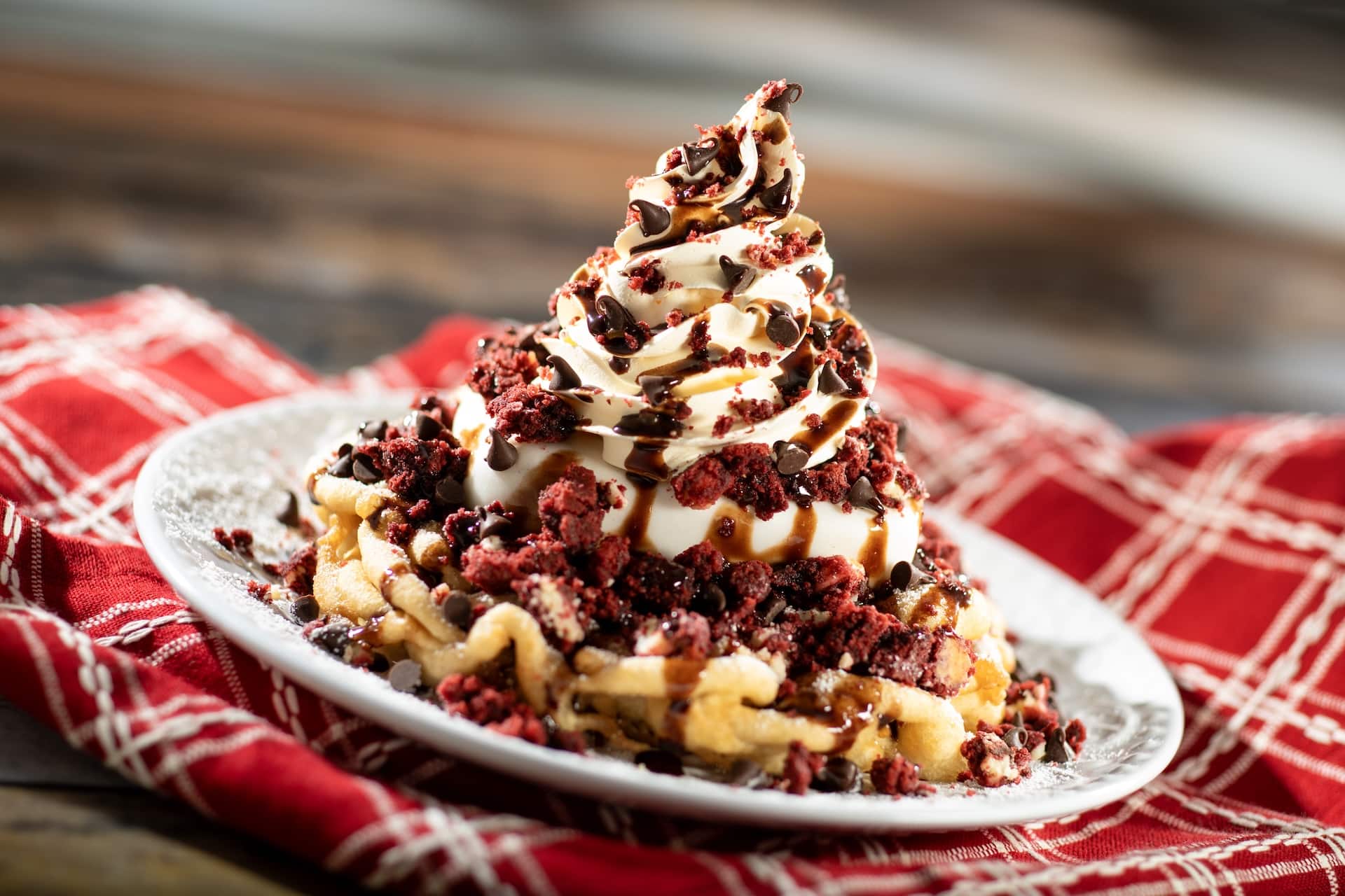 2025WDWFOTHFoodieGuideFunnelCake | The Main Street Mouse 2025 wdw foth foodie guide funnel cake