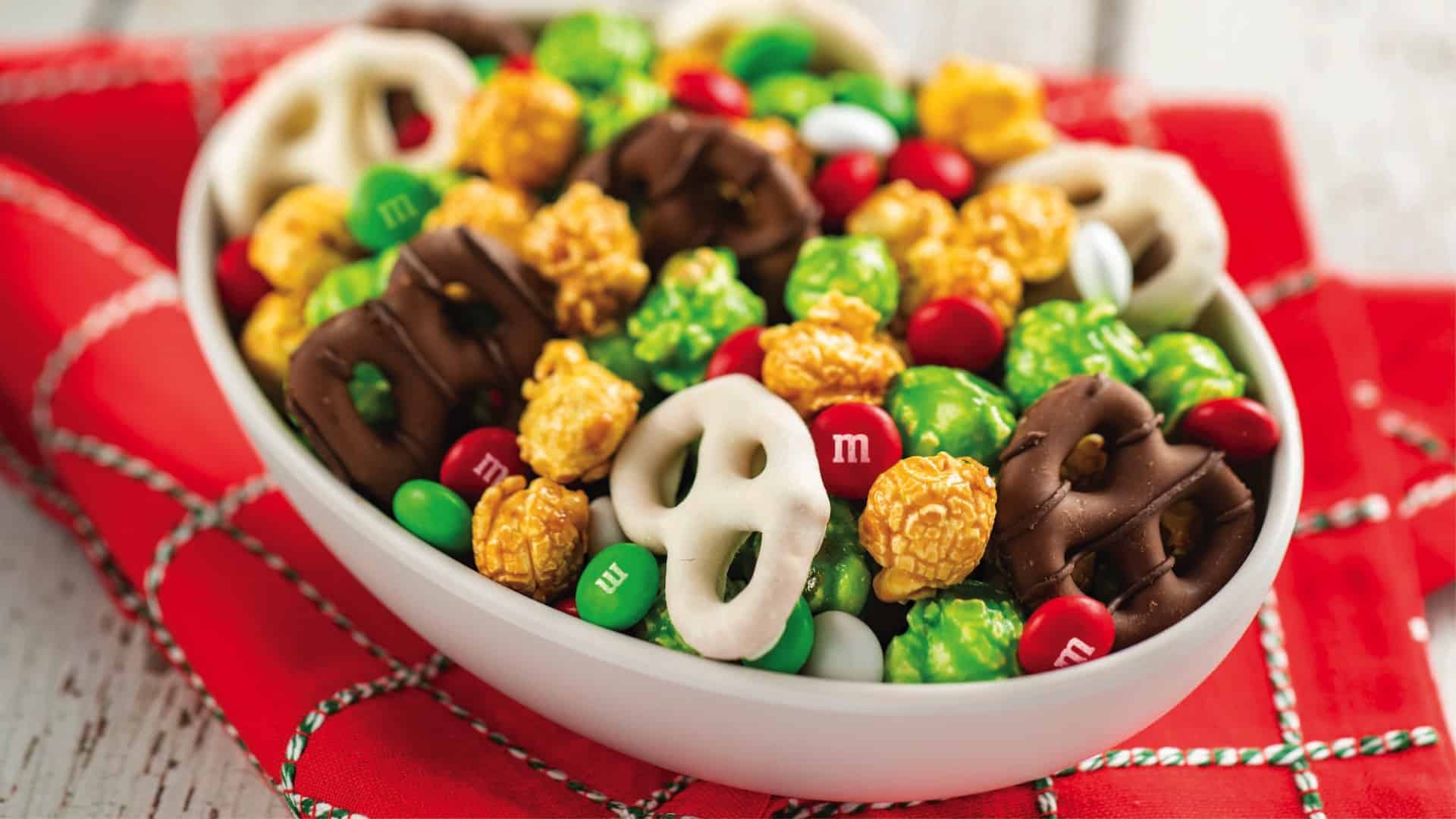 2025WDWFOTHFoodieGuideReindeerChow | The Main Street Mouse 2025 wdw foth foodie guide reindeer chow