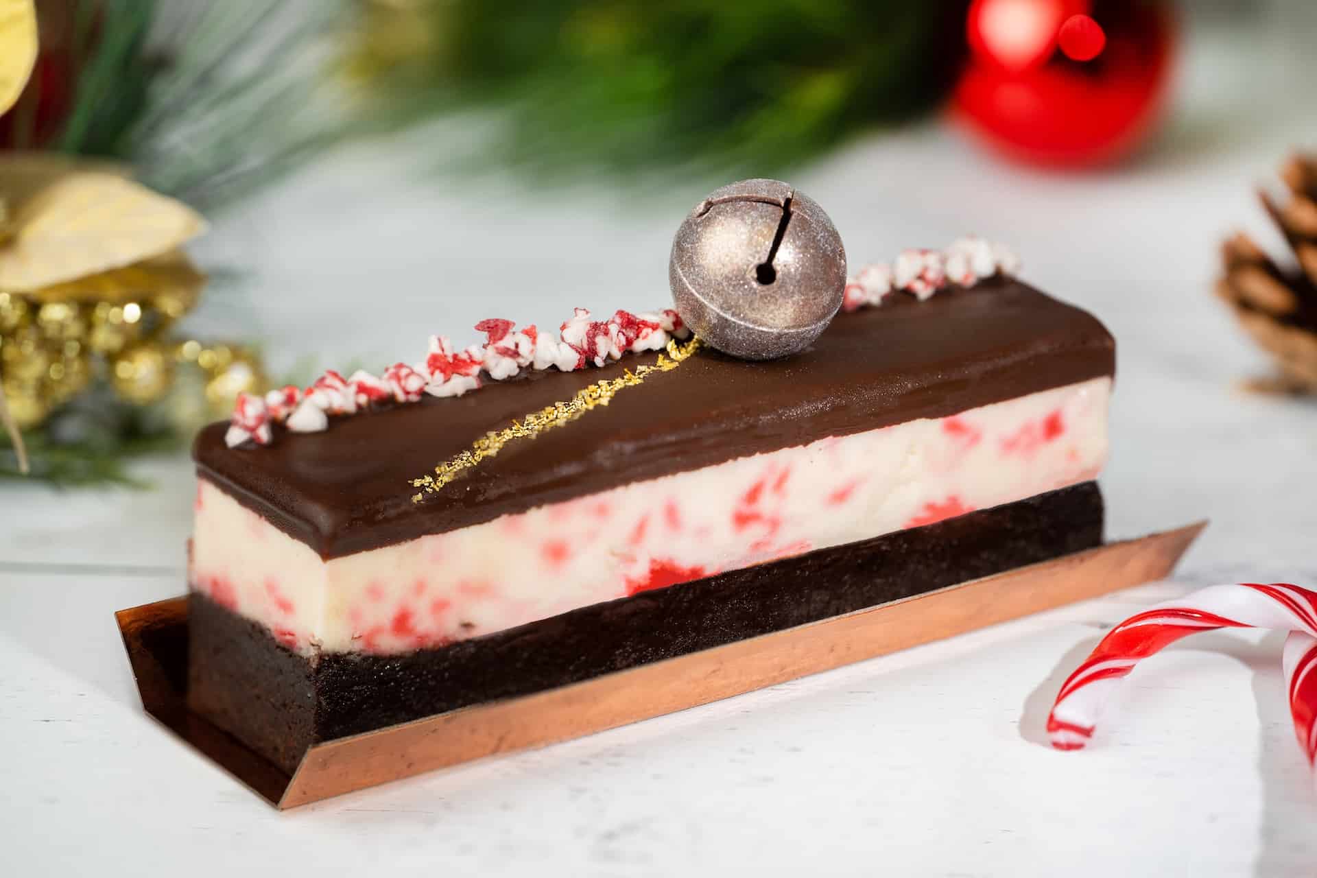 2025WDWResortsFoodieGuidePeppermintBrownie | The Main Street Mouse 2025 wdw resorts foodie guide peppermint brownie