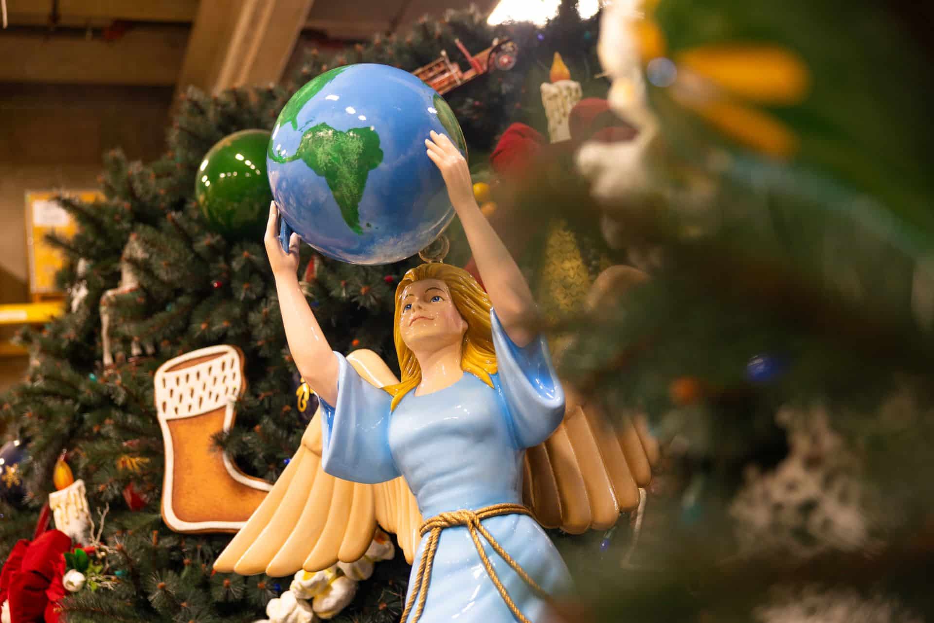 Holiday services at walt disney world 1