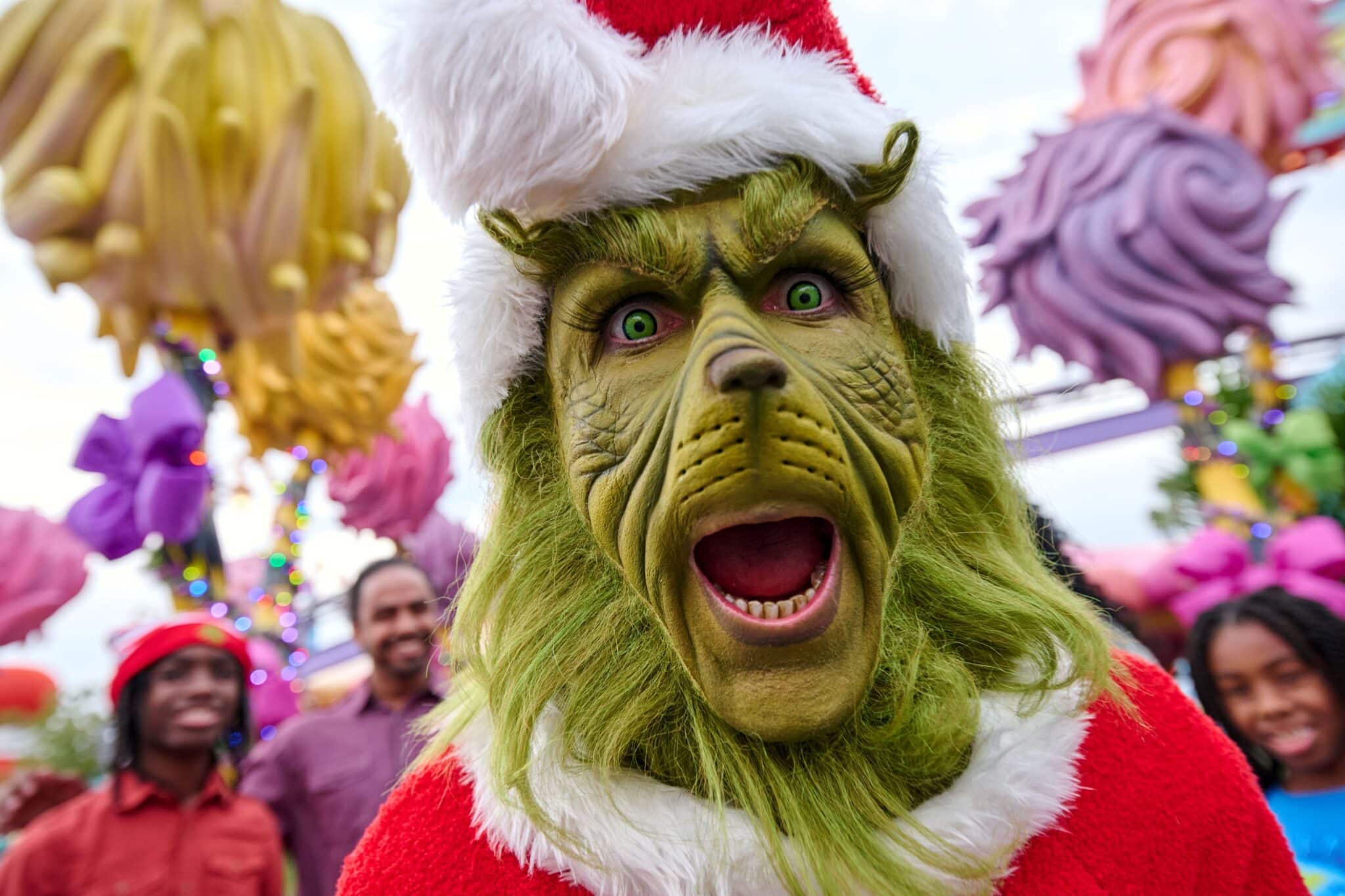 Universal Orlando Lights Up the Season with the Start of Its Holiday Celebration