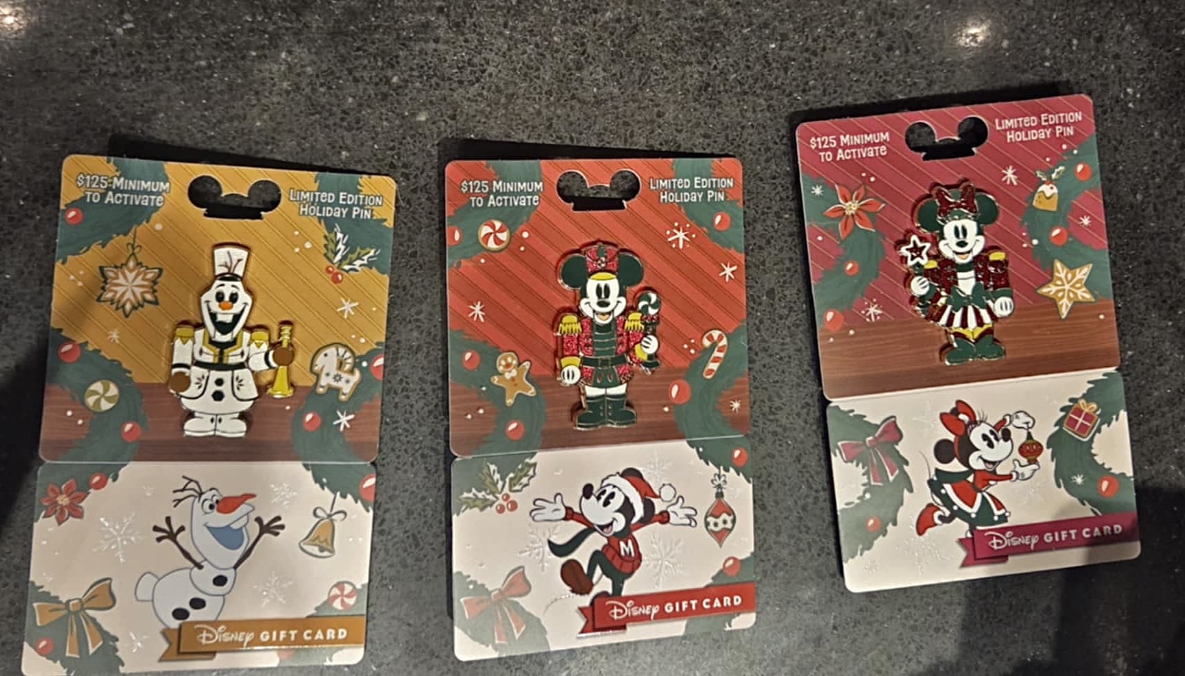 Holiday Disney Gift Cards with Pins! | The Main Street Mouse