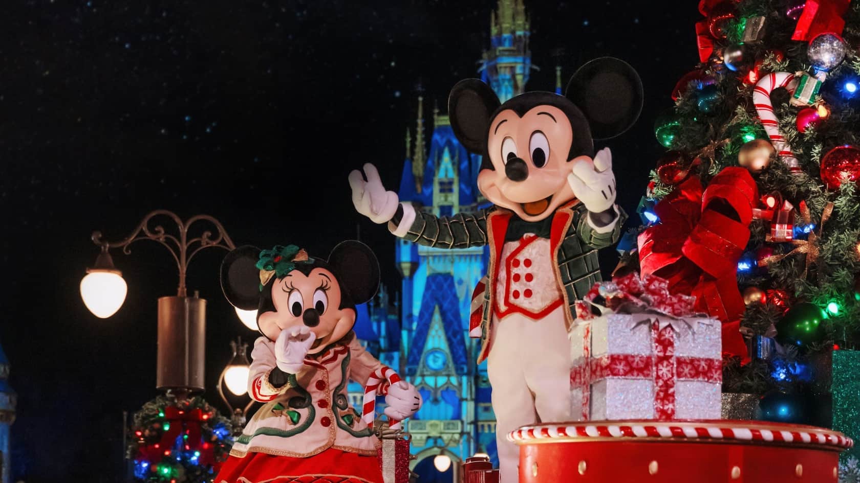 the Secret Behind the Holiday Smells in Mickeys Once Upon a Christmastime Parade