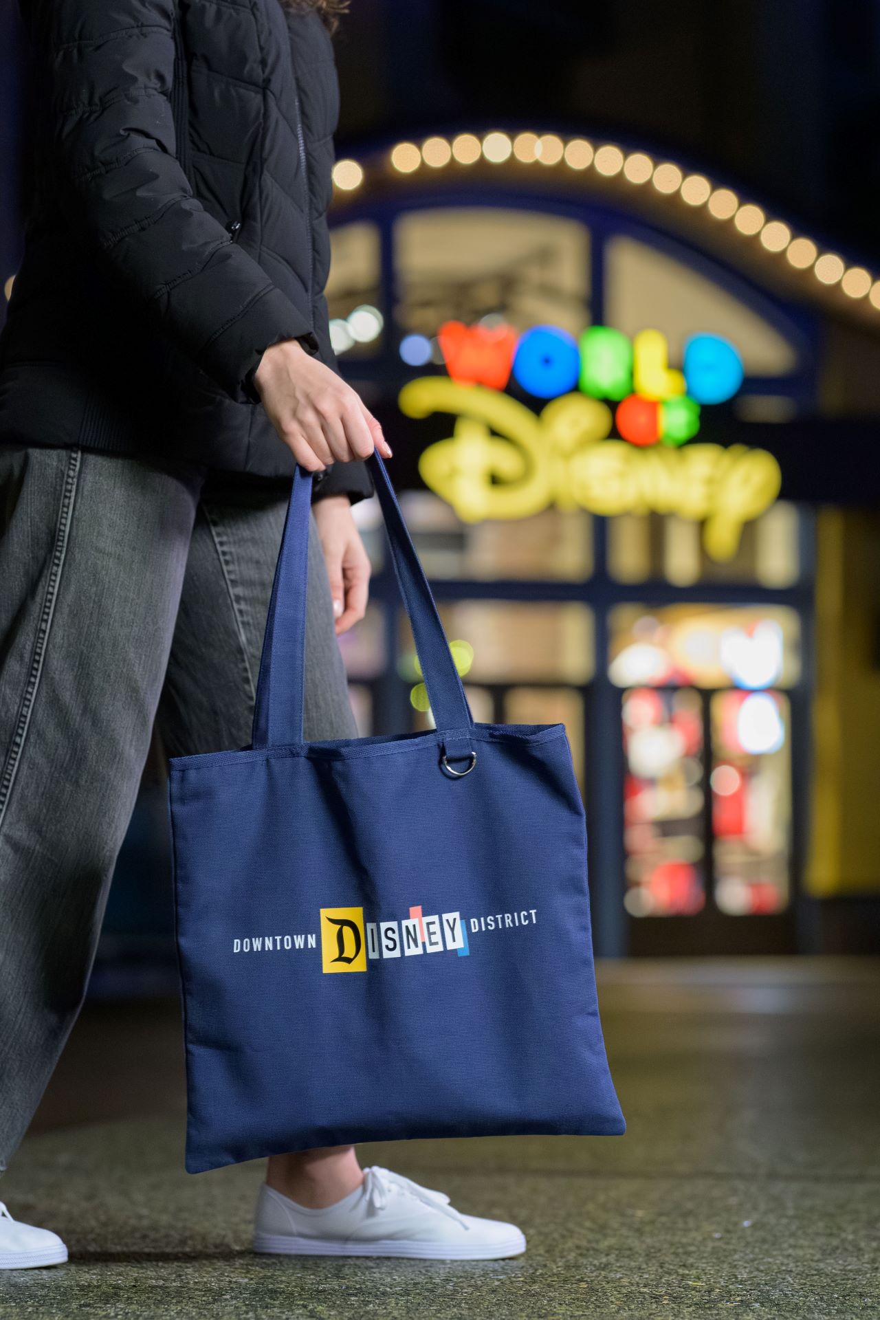 Downtown-Disney-New-Tote