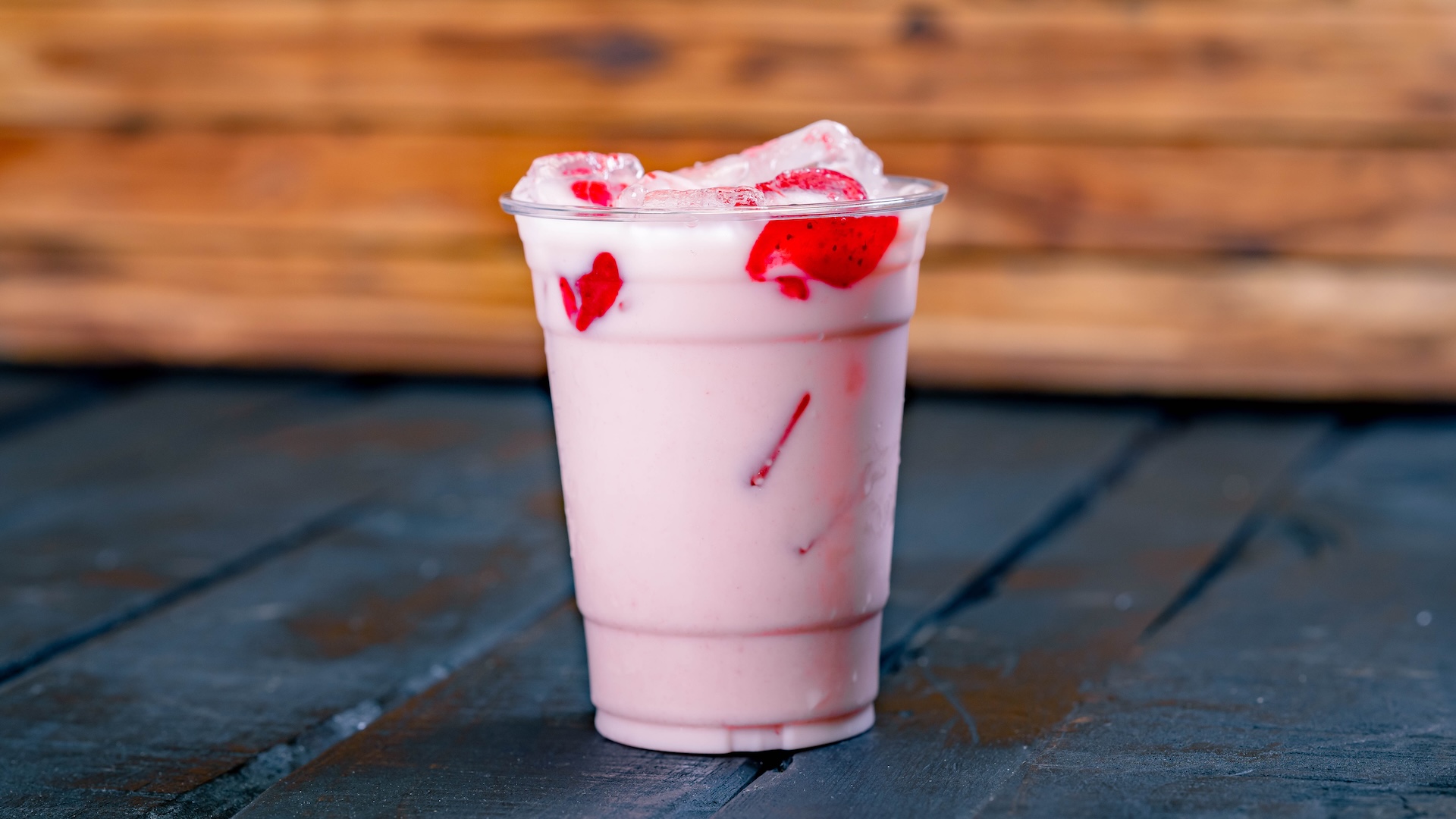 2026 DLR FW Foodie Guide StrawberryHorchata