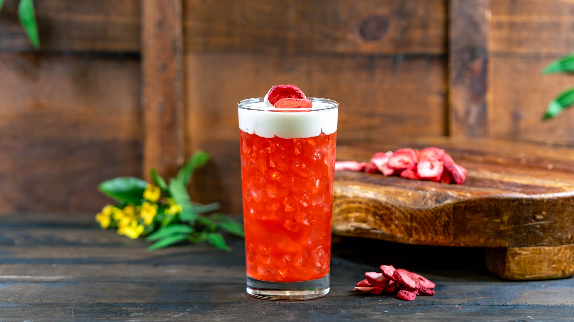 2026 DLR FW Foodie Guide StrawberryLemonade